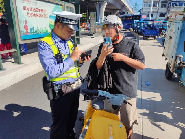 上路有“5不能”新要求别被罚了才知道爱游戏平台2025年2月起执行电动车(图2)